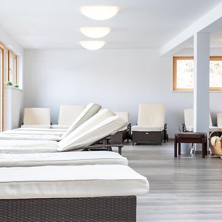 Turracher Hohe Schlosshotel Seewirt מראה חיצוני תמונה
