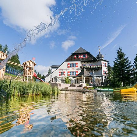 Turracher Hohe Schlosshotel Seewirt מראה חיצוני תמונה