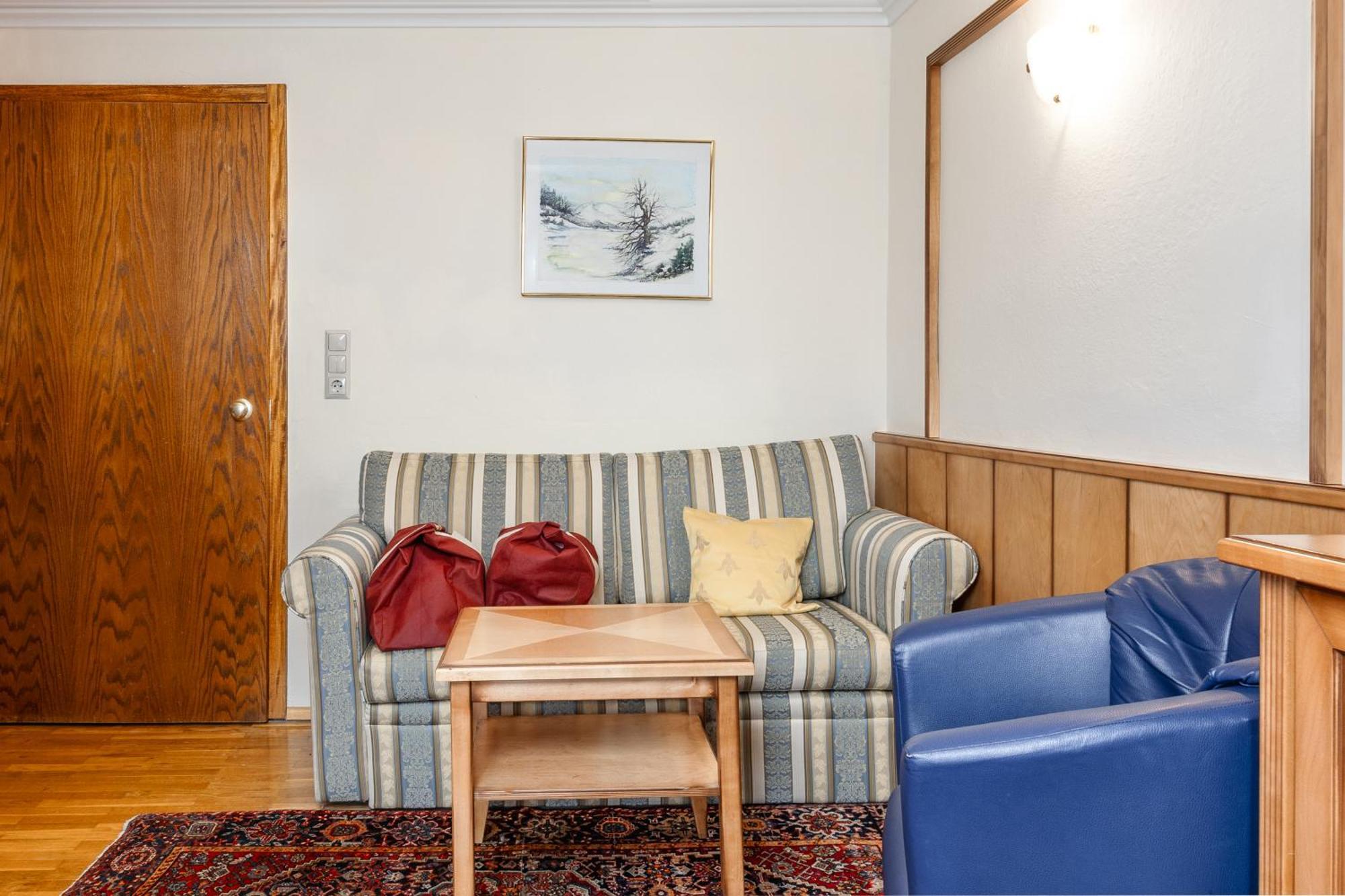 Turracher Hohe Schlosshotel Seewirt מראה חיצוני תמונה